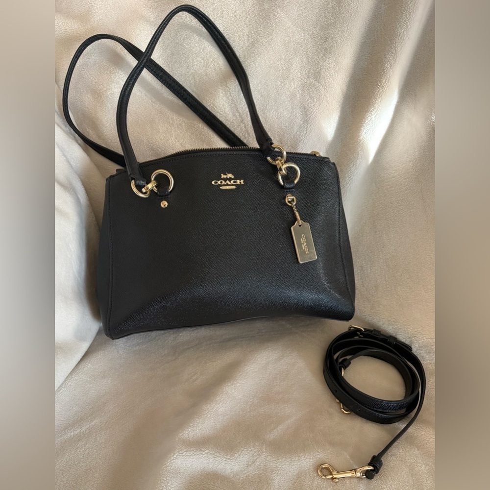 Coach- NWOT- Etta Carryall Women’s Shoulder Bag - F76938